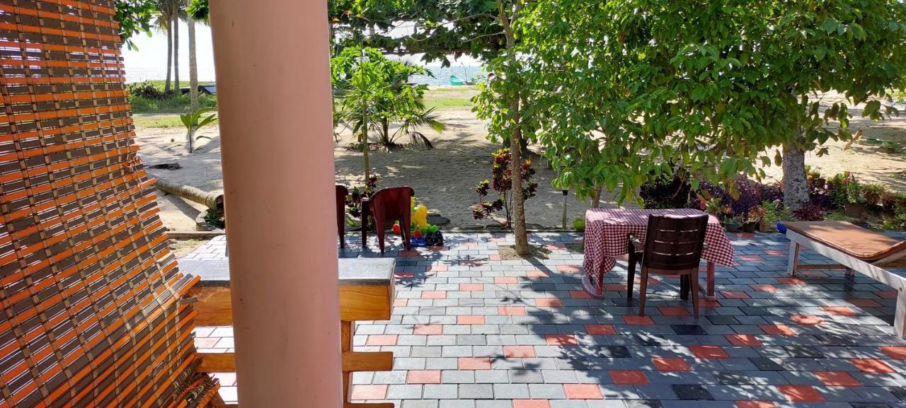 Marari Anna Beach Villa Mararikulam Exterior foto